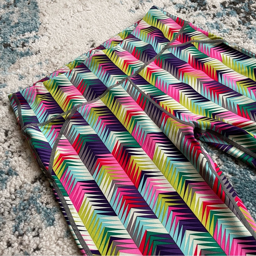 🌈 2 for $30!! 🌈 Fabletics 7/8 Leggings - Picture 2 of 8